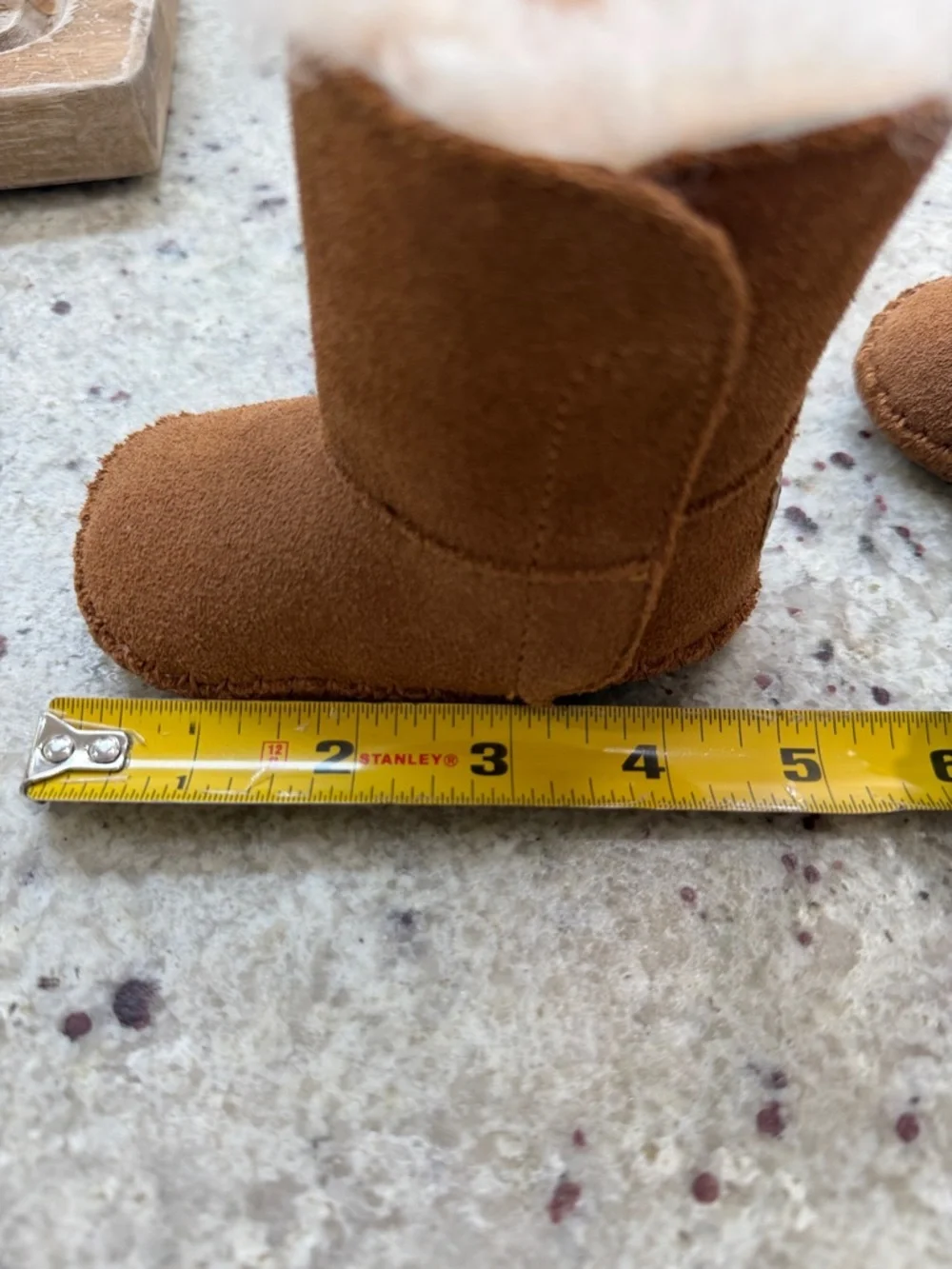 UGG Caden Baby Girl Suede Fuzzy Boot Snow Winter Bootie Tan Size 0/1